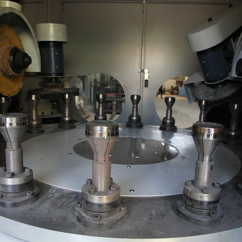 Reibende automatische Poliermaschinen-Drehtabelle des Kopf-6 für Hauben-Produkt-Metall