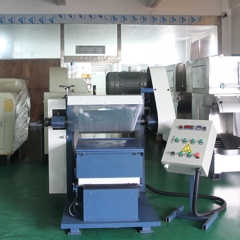Custom 600*600mm Metallplatte Poliermaschine Hochleistungs-automatische Metallpolierung für Fertigungsanlagen