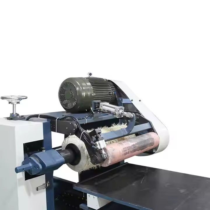 Automatische Metallpoliermaschine aus Edelstahl für Spiegel- oder Mattenveredelung auf verschiedenen Oberflächen